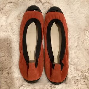 Tod's Women's Orange and Black Flats